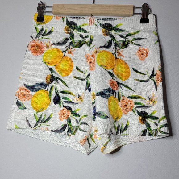 Summer Wear - Picture 4 of 4